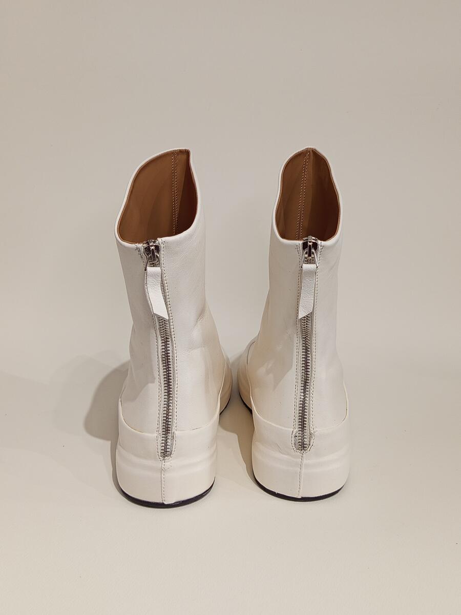 Ernesto Dolani - White Ankle Boot