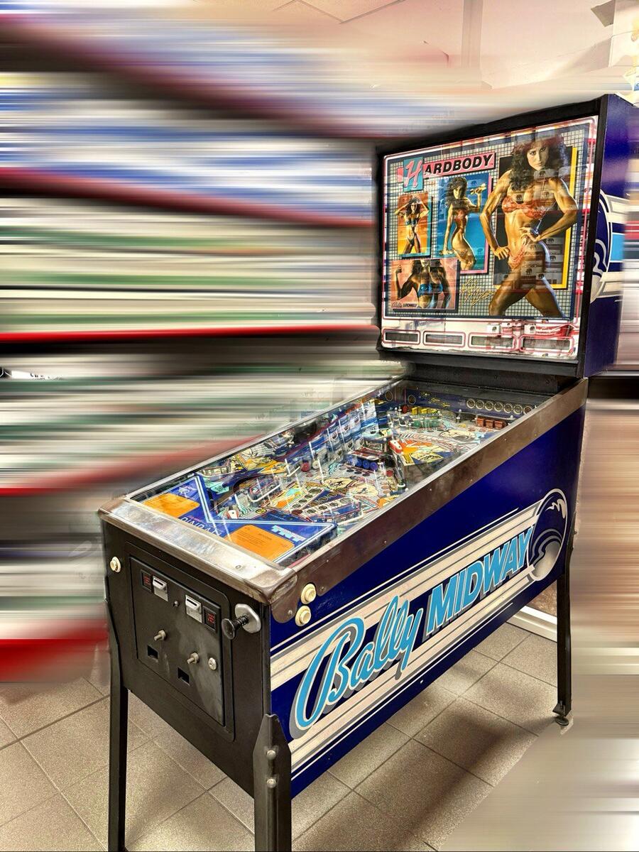 FLIPPER BALLY MIDWAY "HARDBODY"