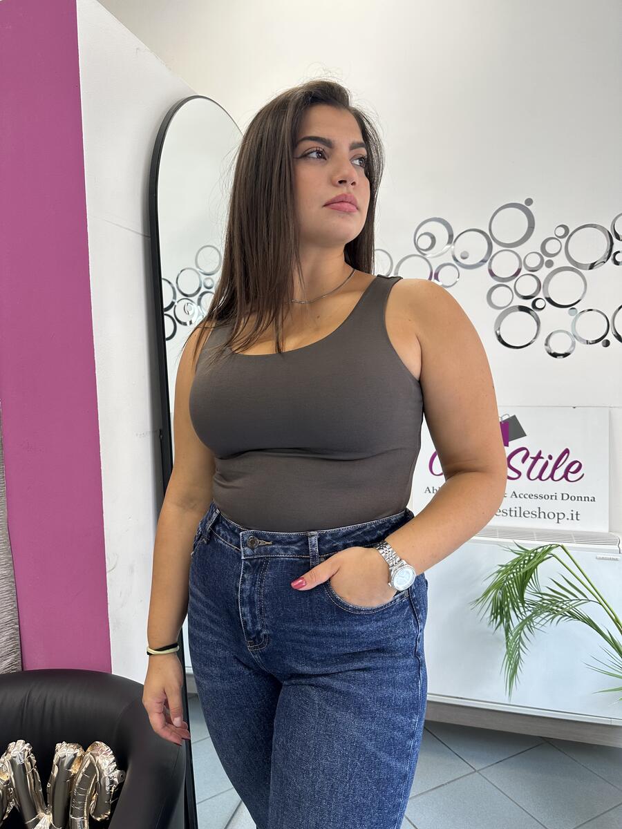NOVITÀ Body smanicato basic in viscosa