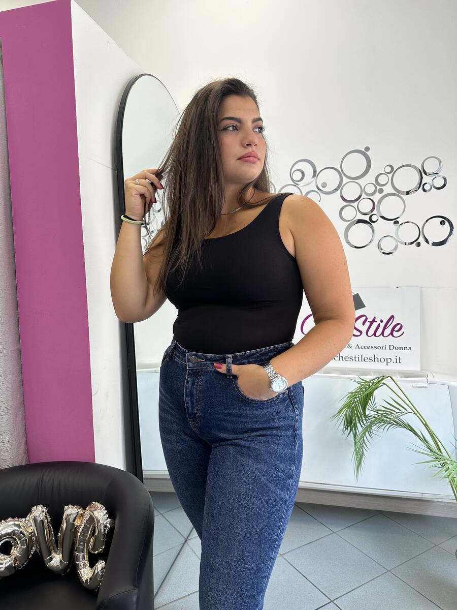 NOVITÀ Body smanicato basic in viscosa