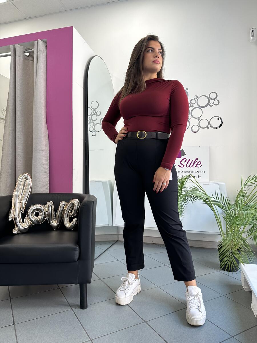 NOVITÀ Pantalone momfit con cintura