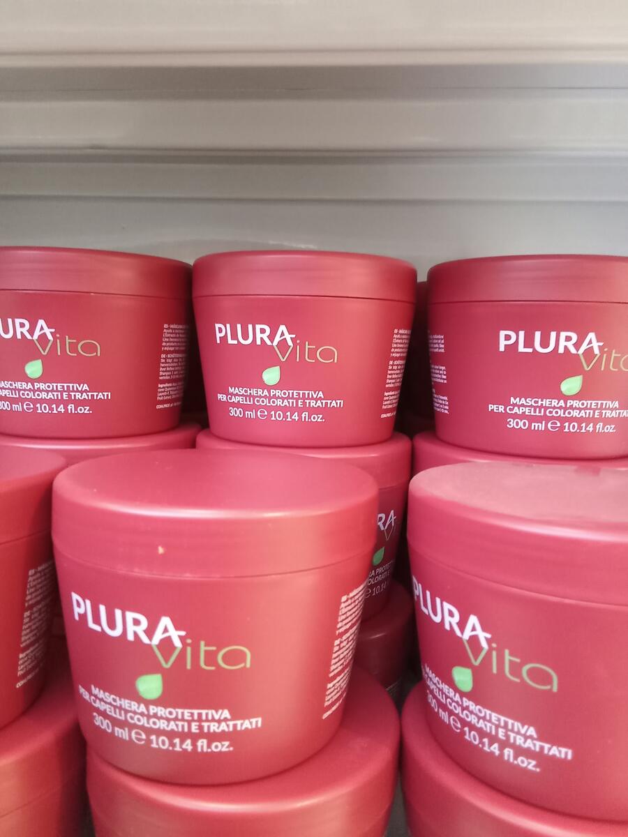 PLURA VITA MASCHERA PER CAPELLI DA 300 ml
[Quantità minima per ordine è di 12 pezzi]