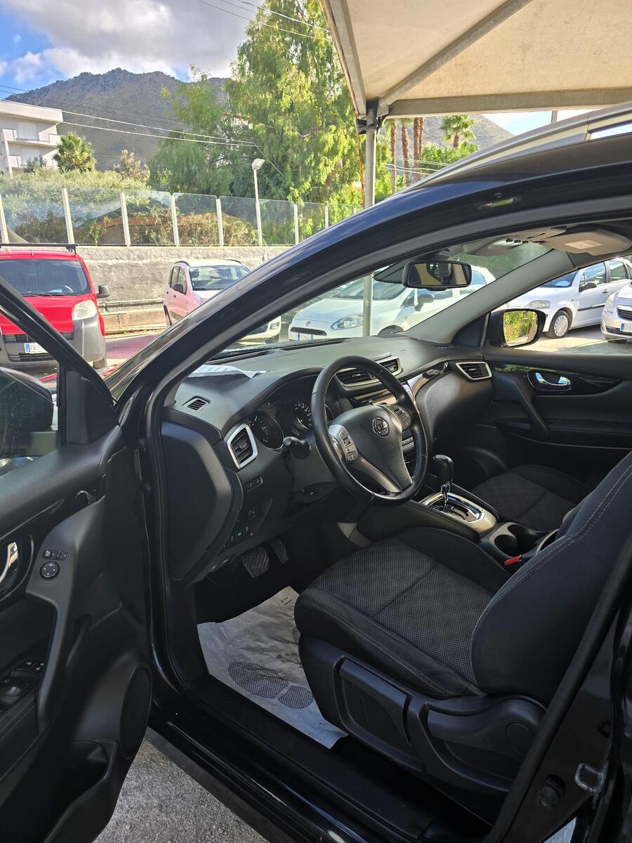 Nissan Qashqai 1.6 dCi 2WD N-Connecta 