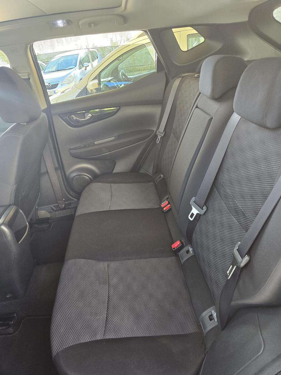 Nissan Qashqai 1.6 dCi 2WD N-Connecta 