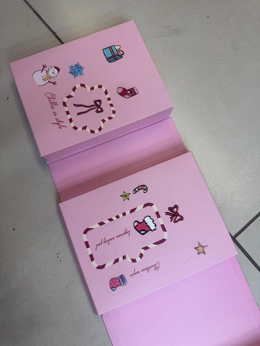 KEVIN & COCO MERRY CHRISTMAS MAKE UP BLIND BOX