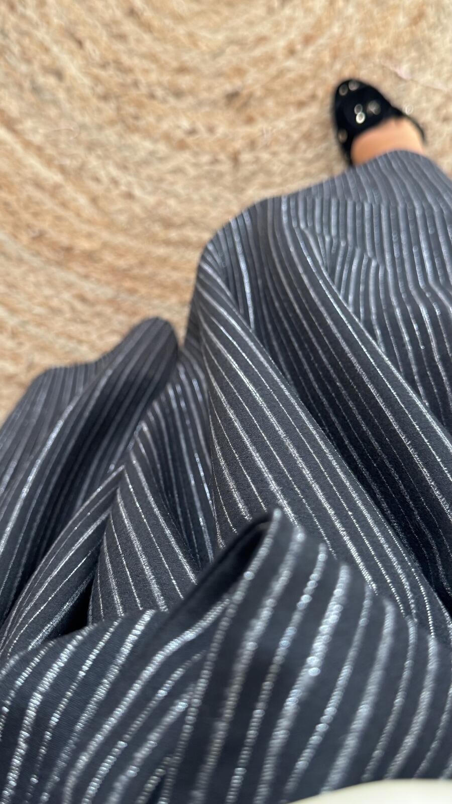 Gonna Wool Black Silver