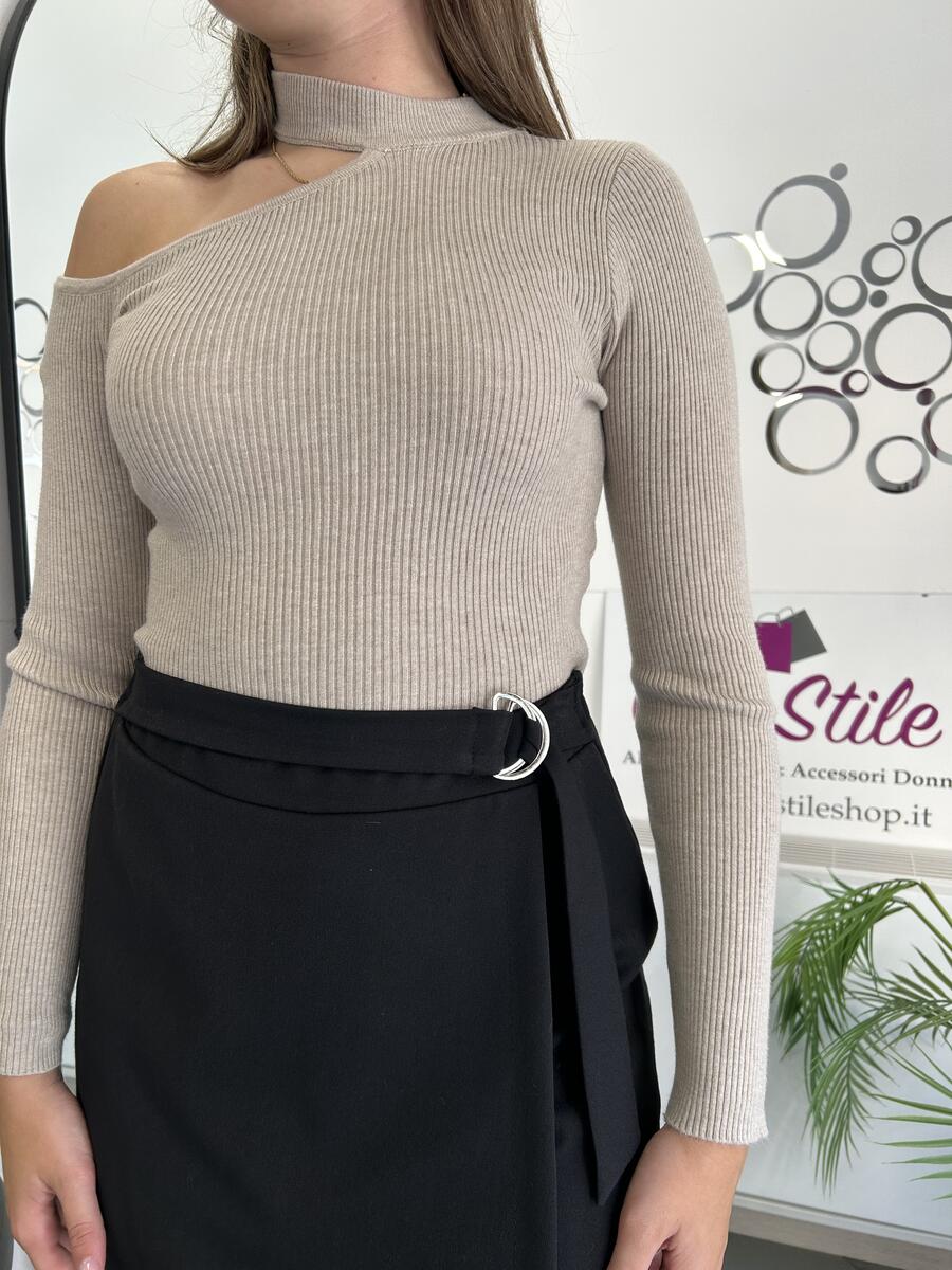 NOVITÀ Pull crop cut out spalla 