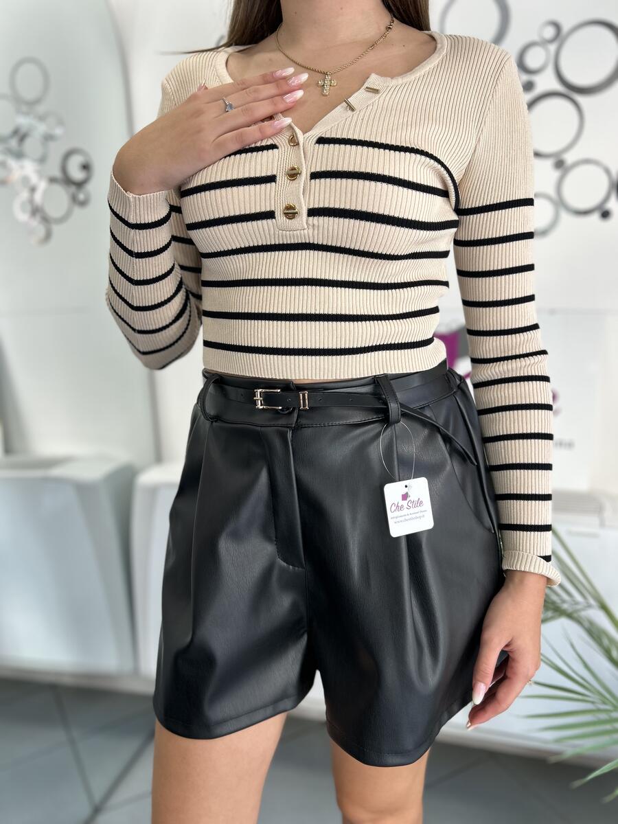 NOVITÀ Shorts in eco pelle con cintura