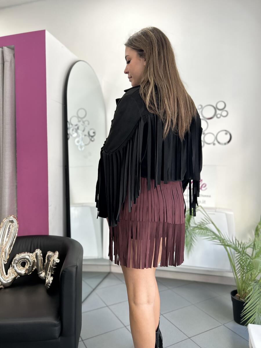 NOVITÀ Mini gonna scamosciata con frange