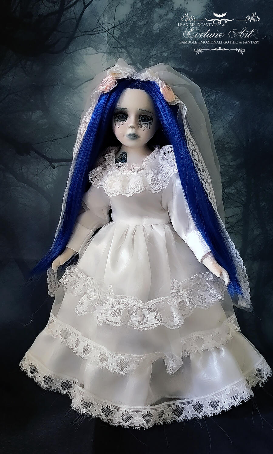 Bluerose Bambola fatta a mano Goth