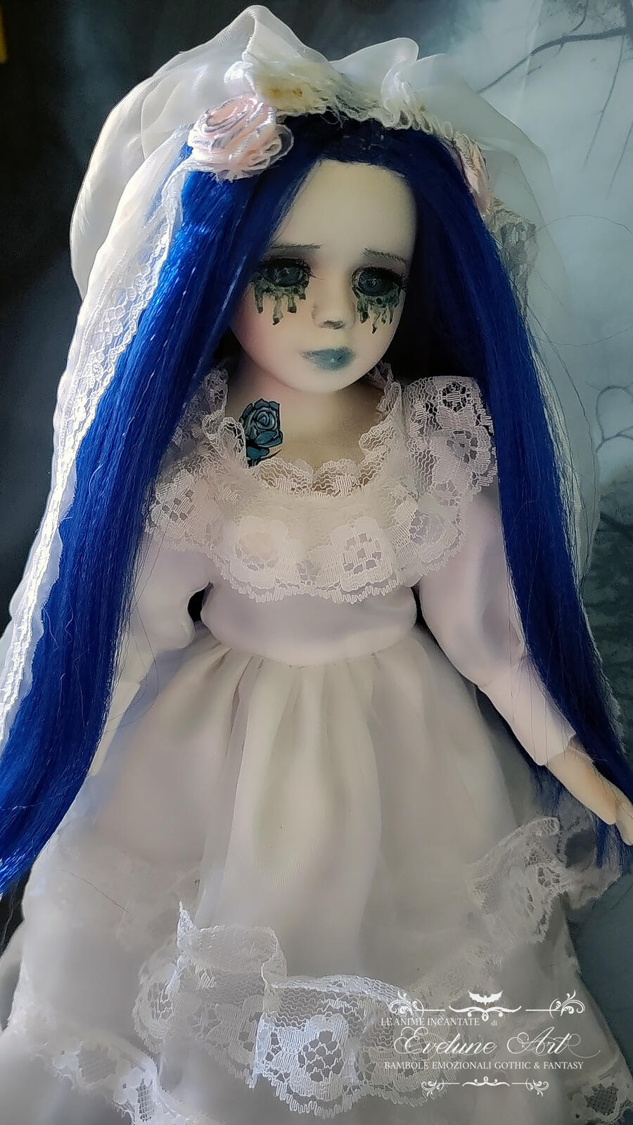 Bluerose Bambola fatta a mano Goth
