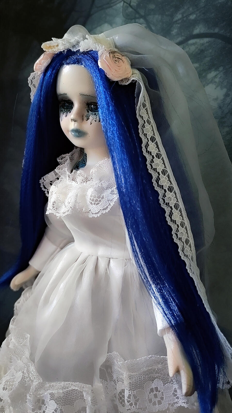 Bluerose Bambola fatta a mano Goth