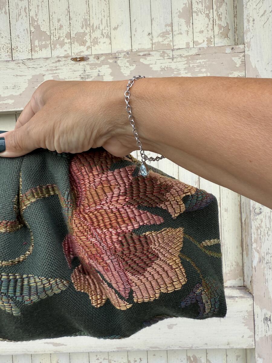 Soft bag fiori sul verde
