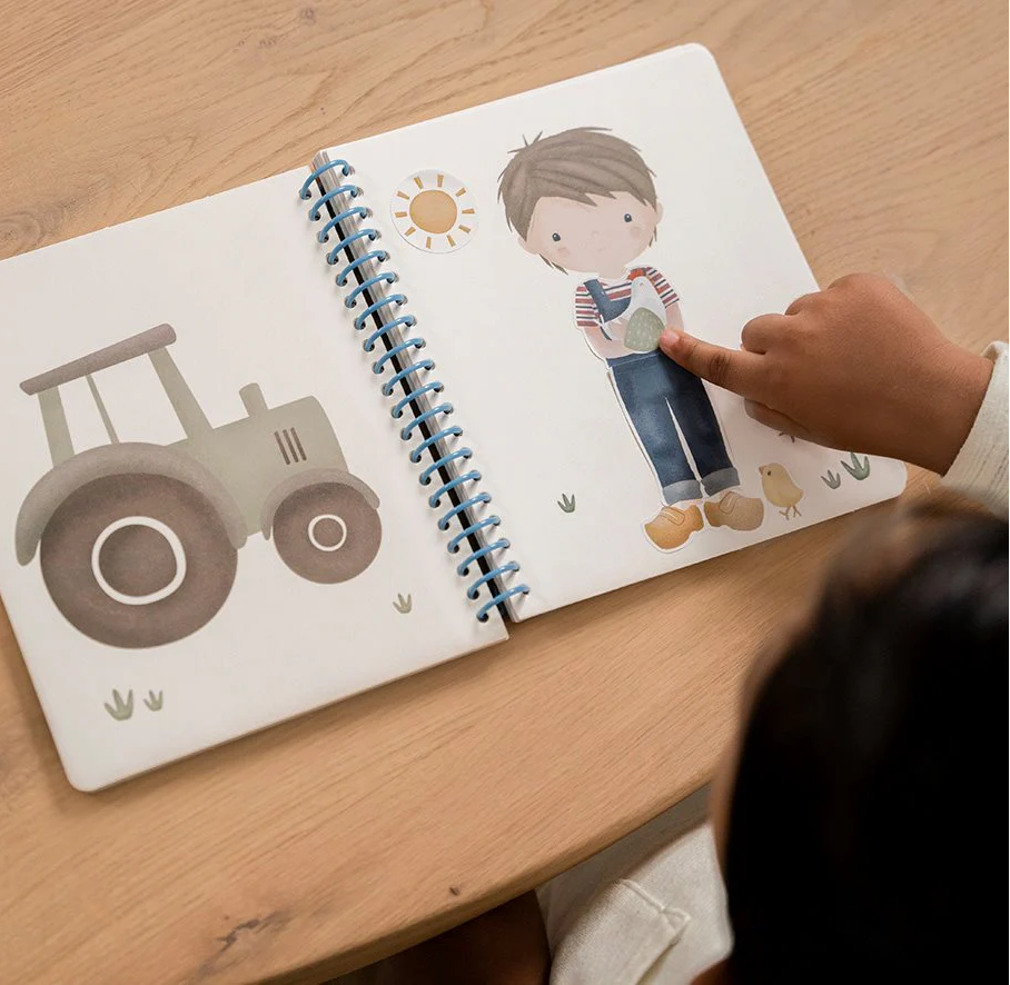 Libro Dress me up con stickers - Jim & Friends