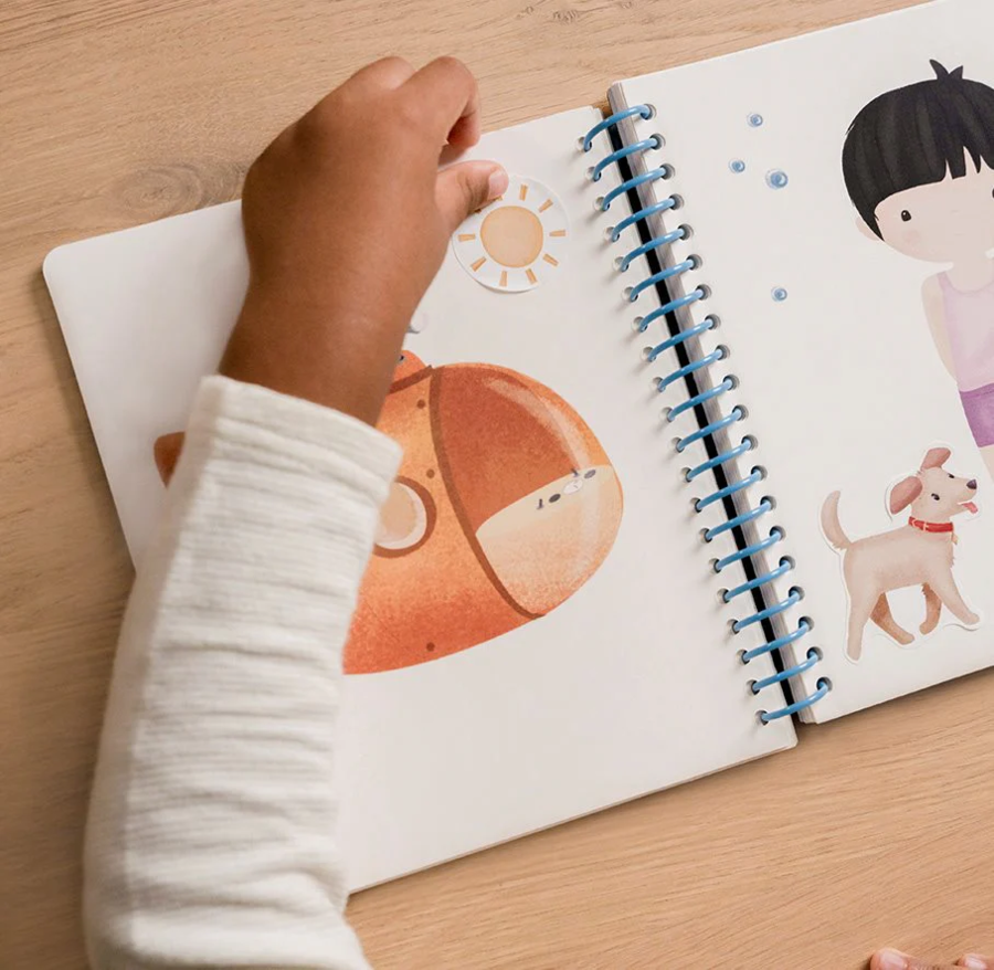 Libro Dress me up con stickers - Jim & Friends