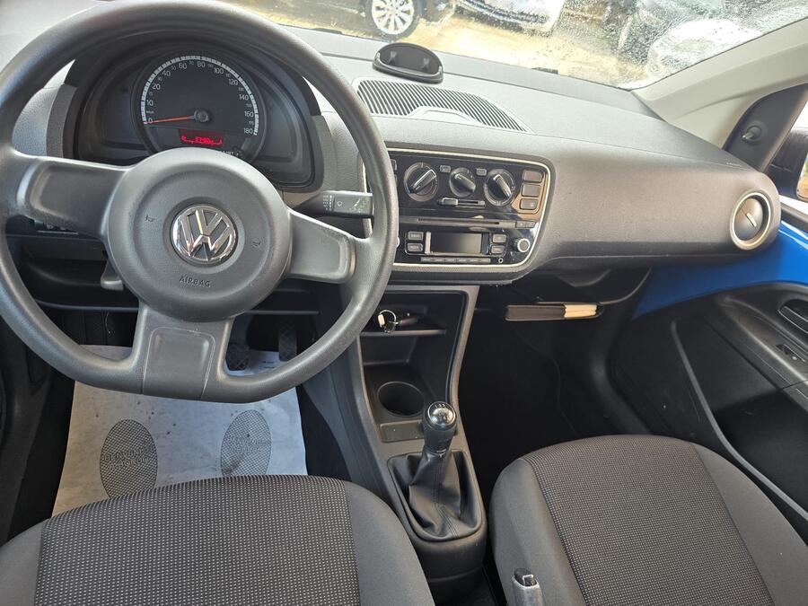 Volkswagen up! 