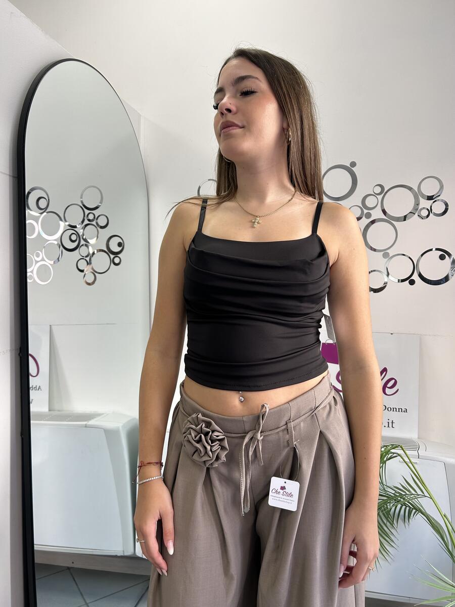 NOVITÀ Pantalone effetto gonna con spilla