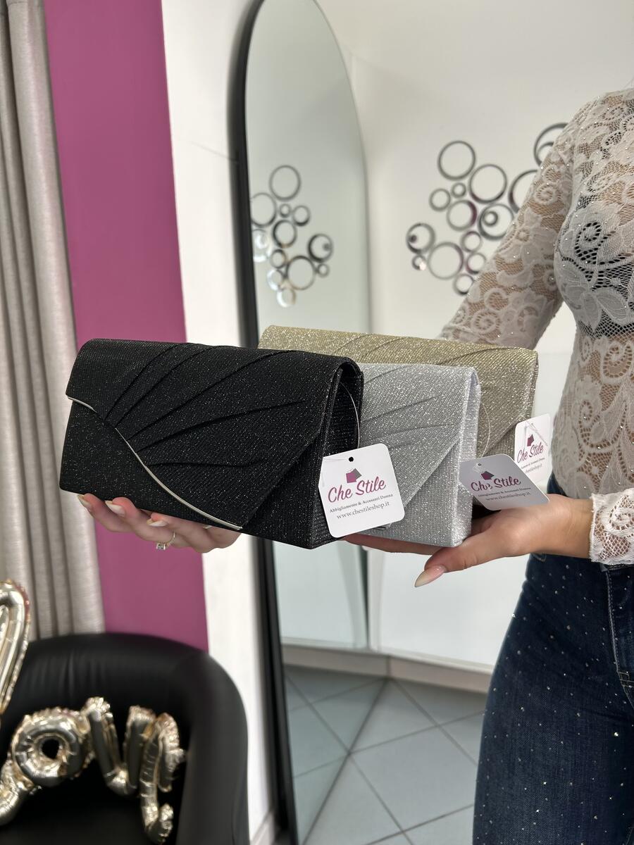 NOVITÀ Pochette brillantinate con catenina