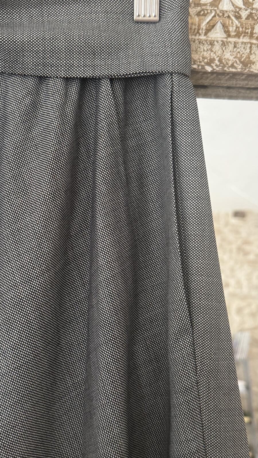Gonna Grey Sofia
