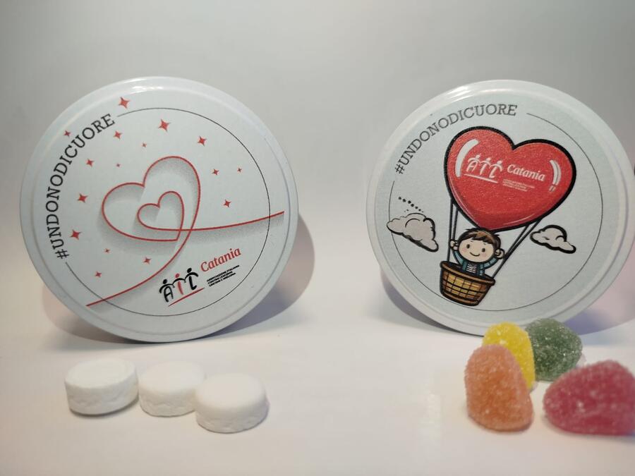 Scatola con caramelle