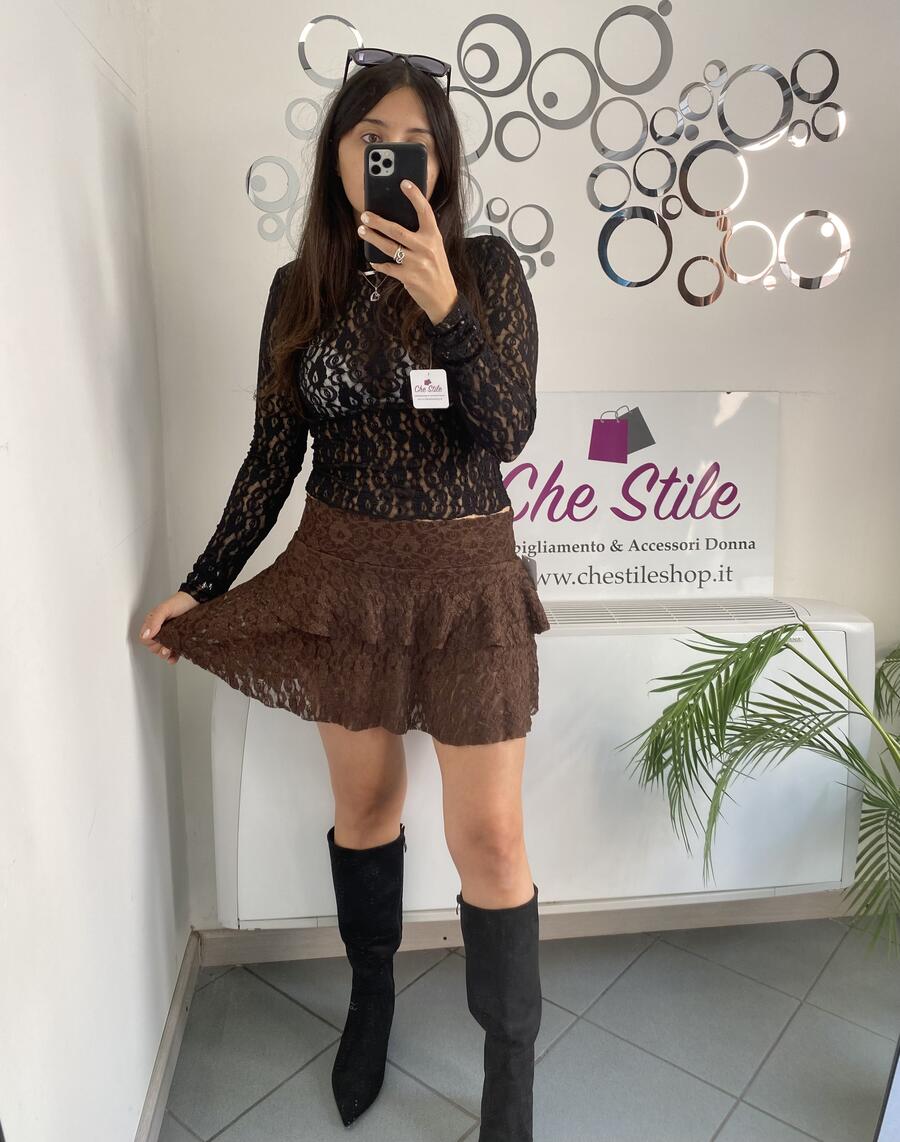 NOVITÀ Mini gonna in pizzo e balza