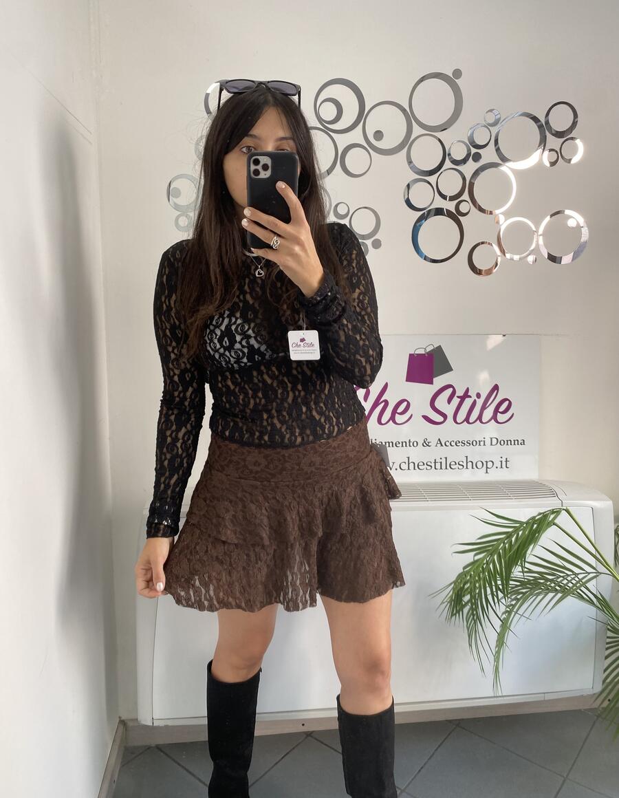NOVITÀ Mini gonna in pizzo e balza