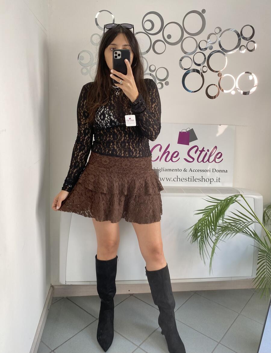 NOVITÀ Mini gonna in pizzo e balza
