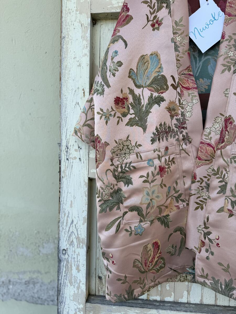 Kimono fiori su base rosa antico