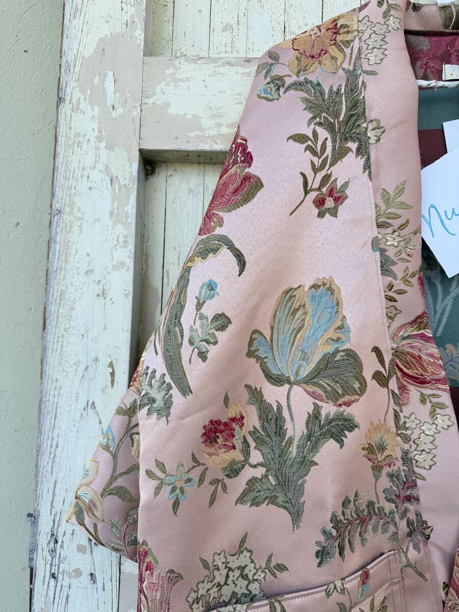 Kimono fiori su base rosa antico