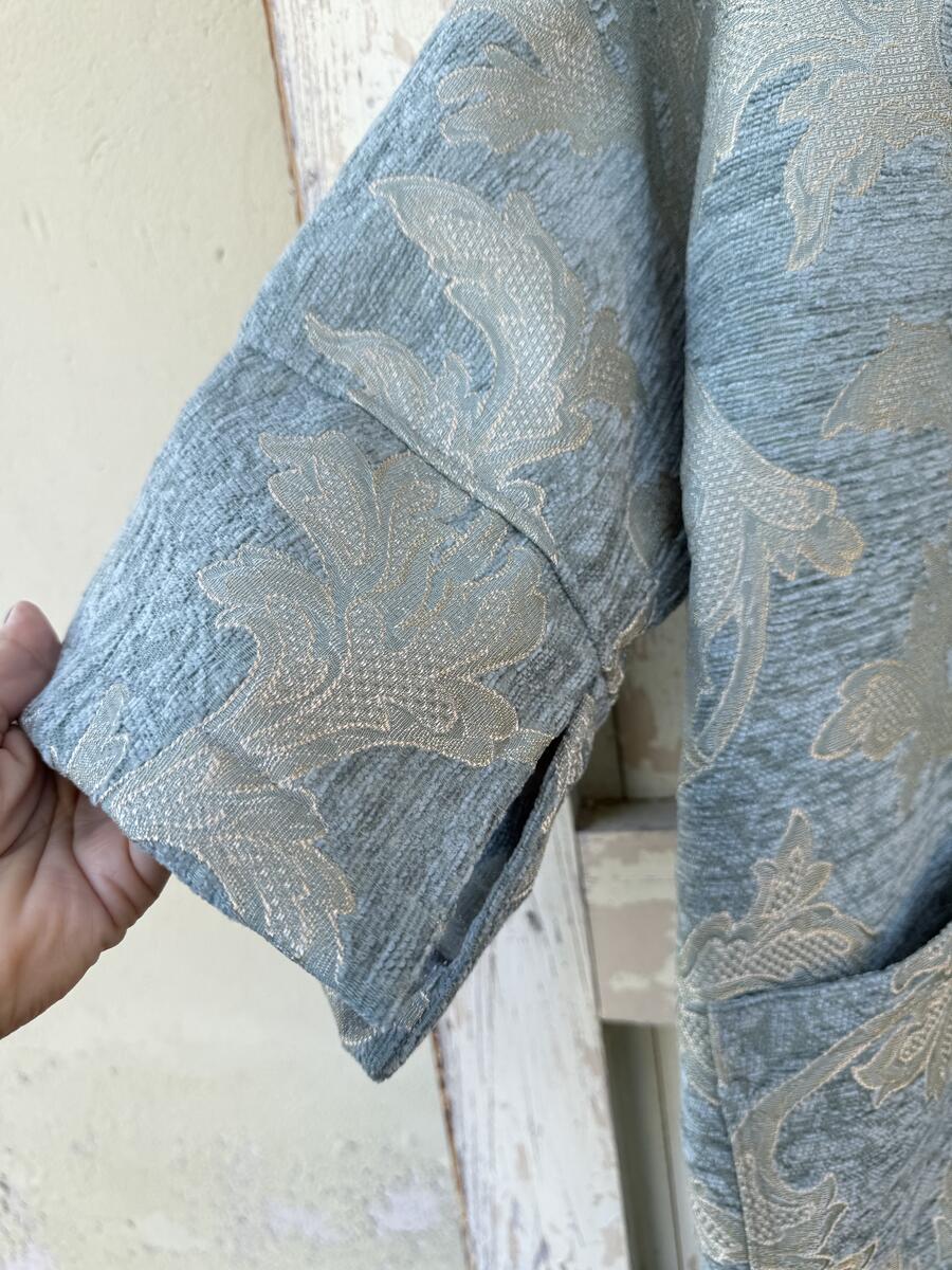 Kimono verde acqua con lavorazione lamè