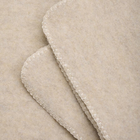 Copertina in pile di lana merino 85x85 cm – Camel Melange | HUTTEliHUT