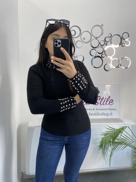 NOVITÀ Pull in viscosa dettagli strass