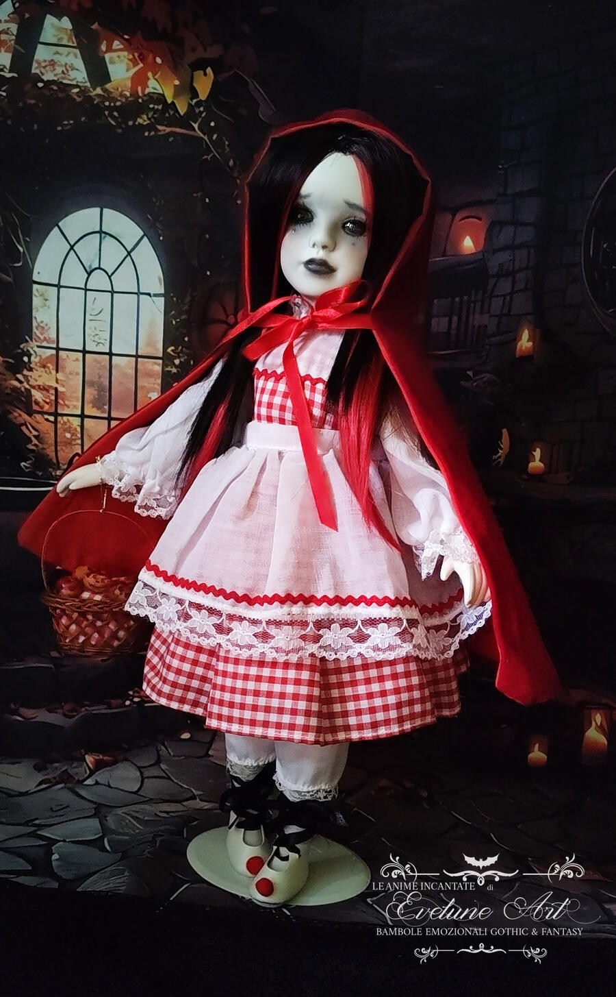 Cappuccetto Rosso  - Bambola in porcellana goth creepy