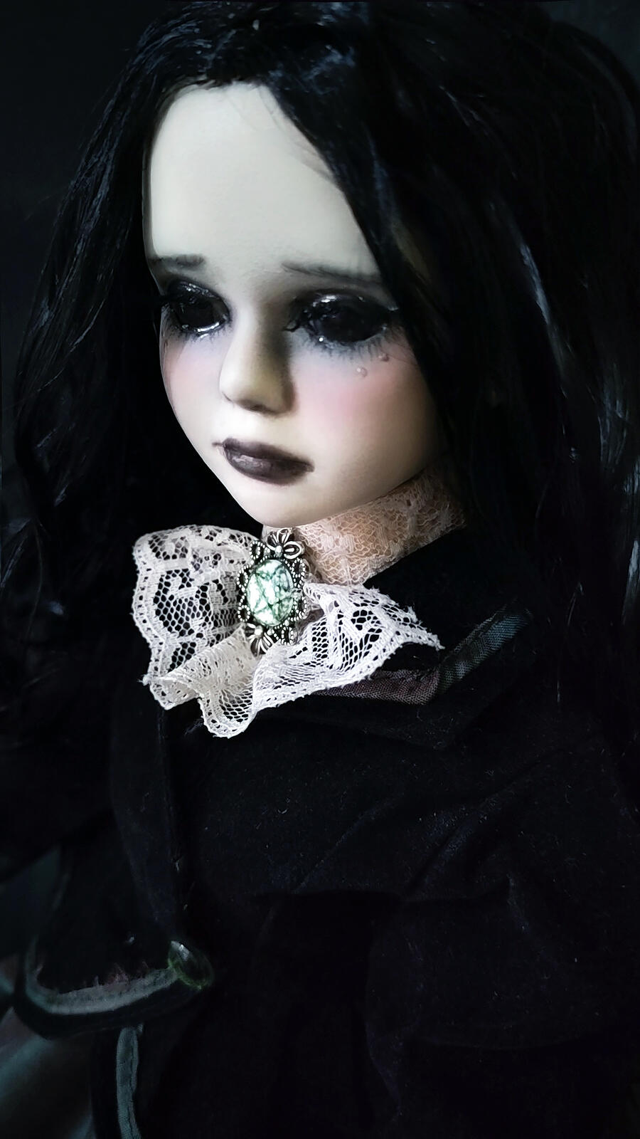 Selviana  - Bambola in porcellana goth creepy