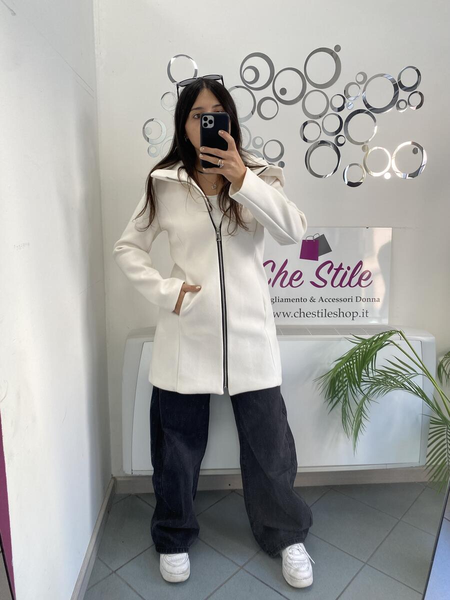 NOVITÀ Cappotto media lunghezza con zip e cappuccio