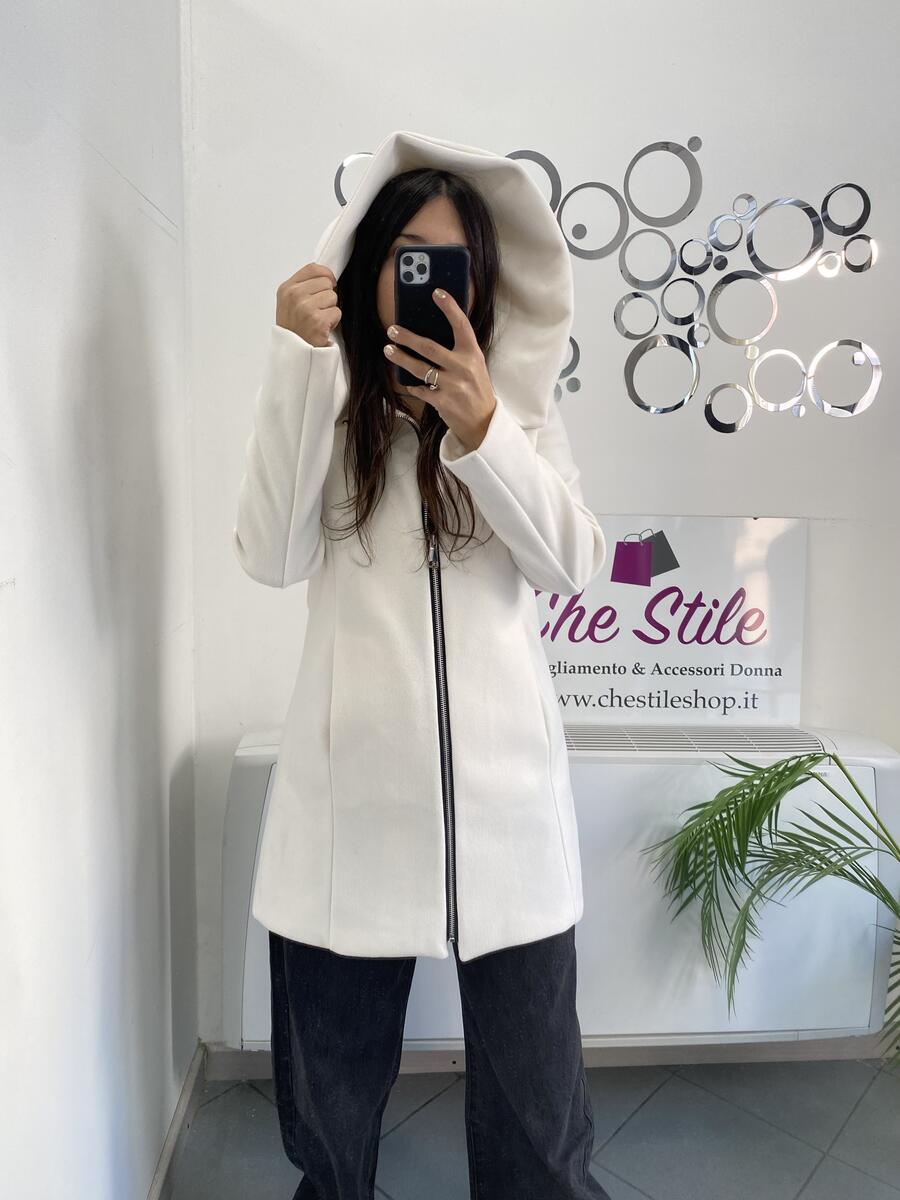 NOVITÀ Cappotto media lunghezza con zip e cappuccio
