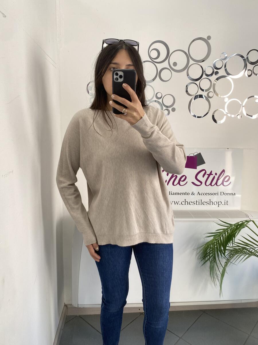 NOVITÀ Pull in viscosa scollo a barchetta vestibilità comoda