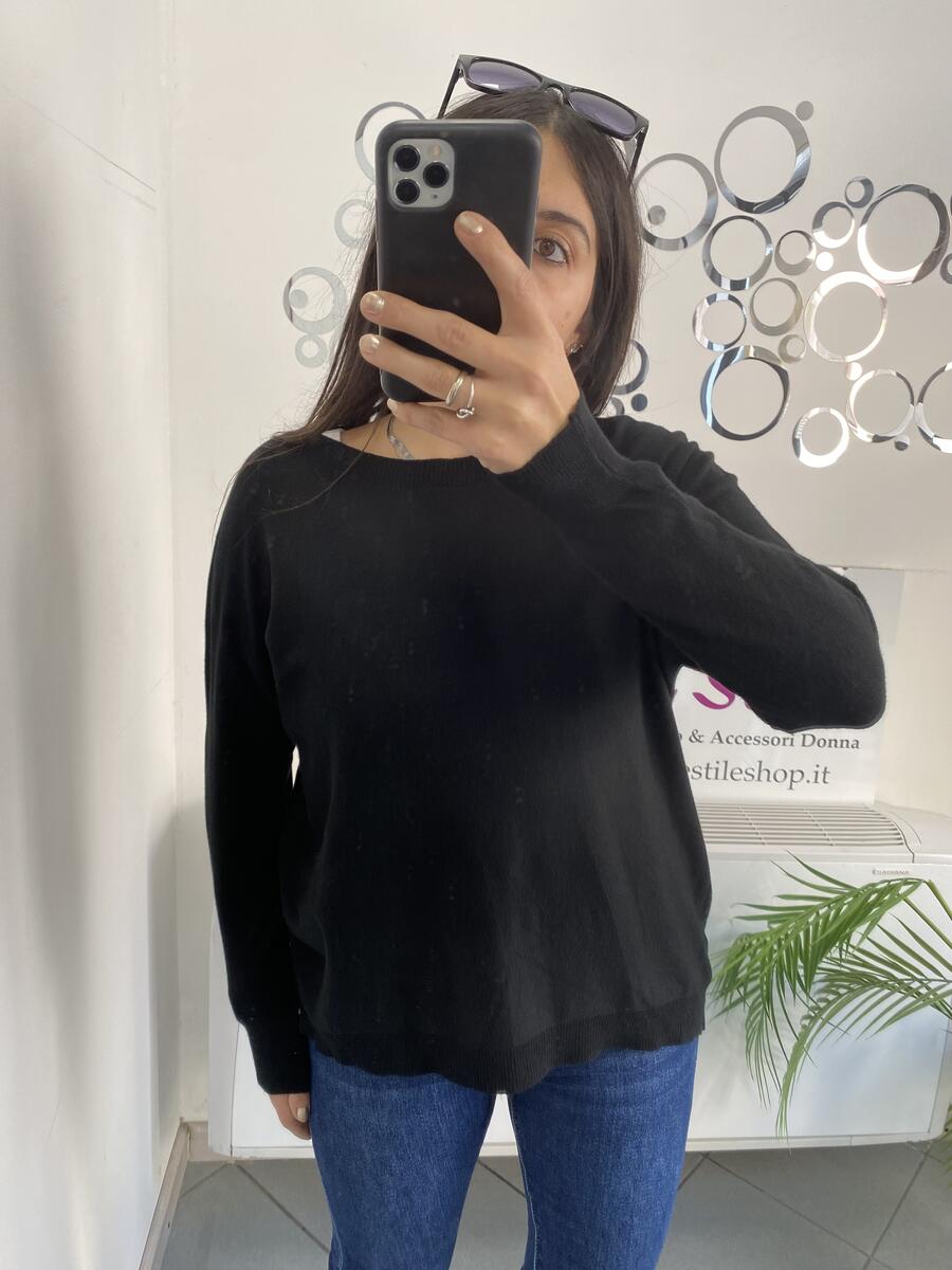 NOVITÀ Pull in viscosa scollo a barchetta vestibilità comoda