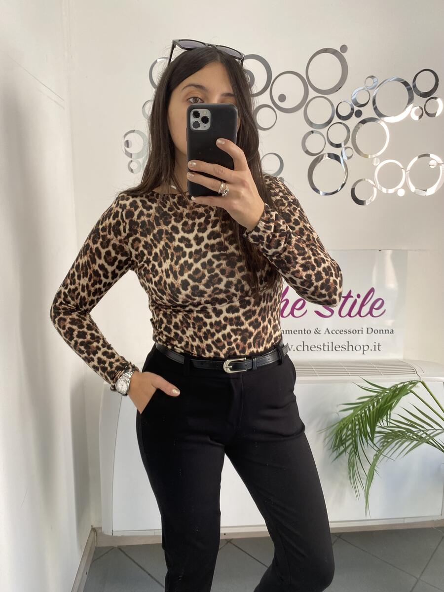 NOVITÀ Maglia maculata in misto cashmere 