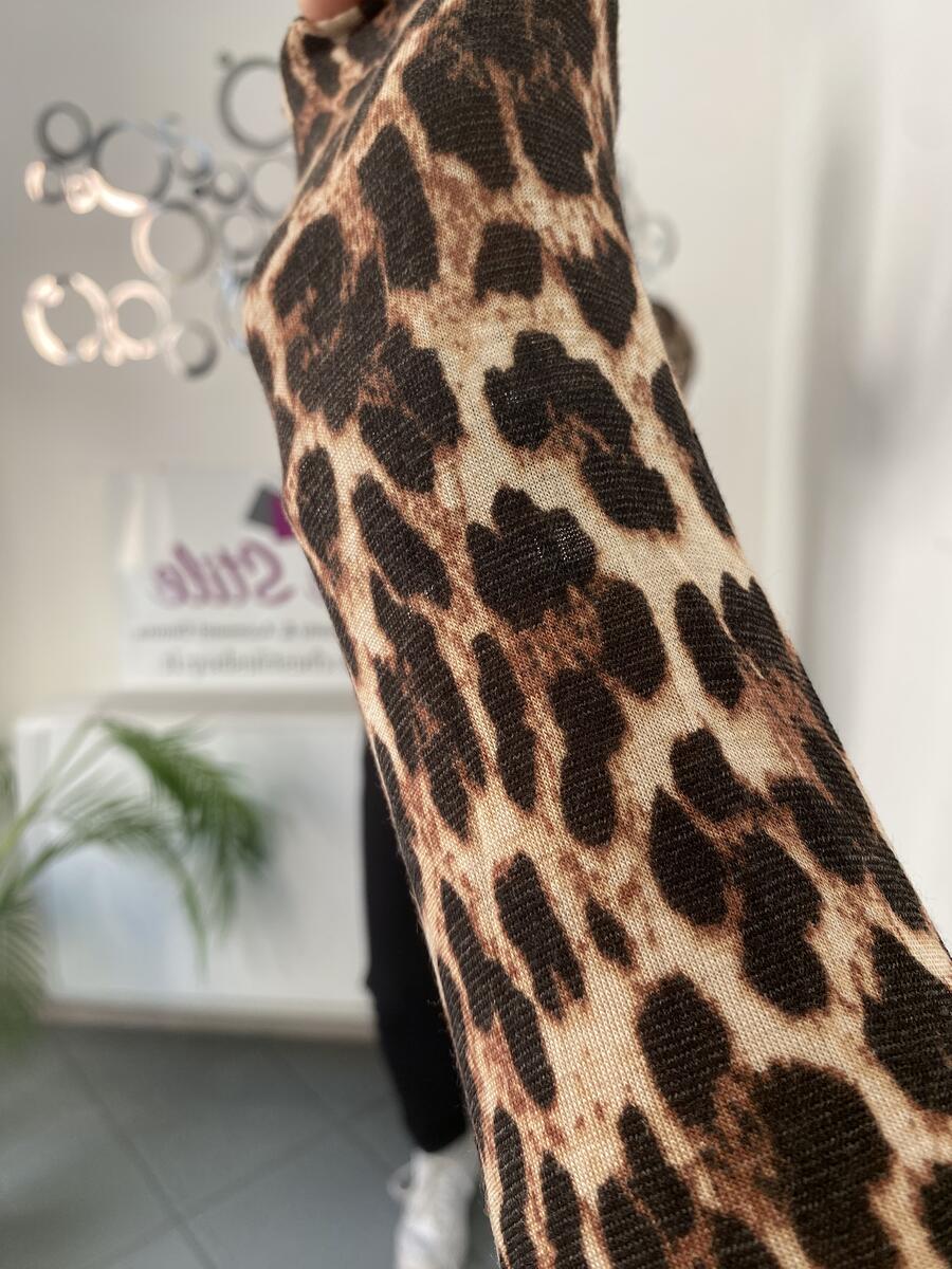 NOVITÀ Maglia maculata in misto cashmere 