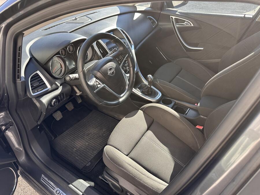 Opel Astra 2.0td