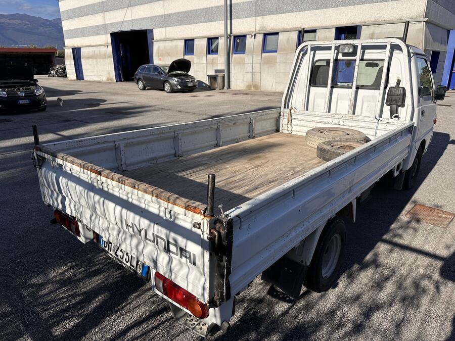 Hyundai H100
