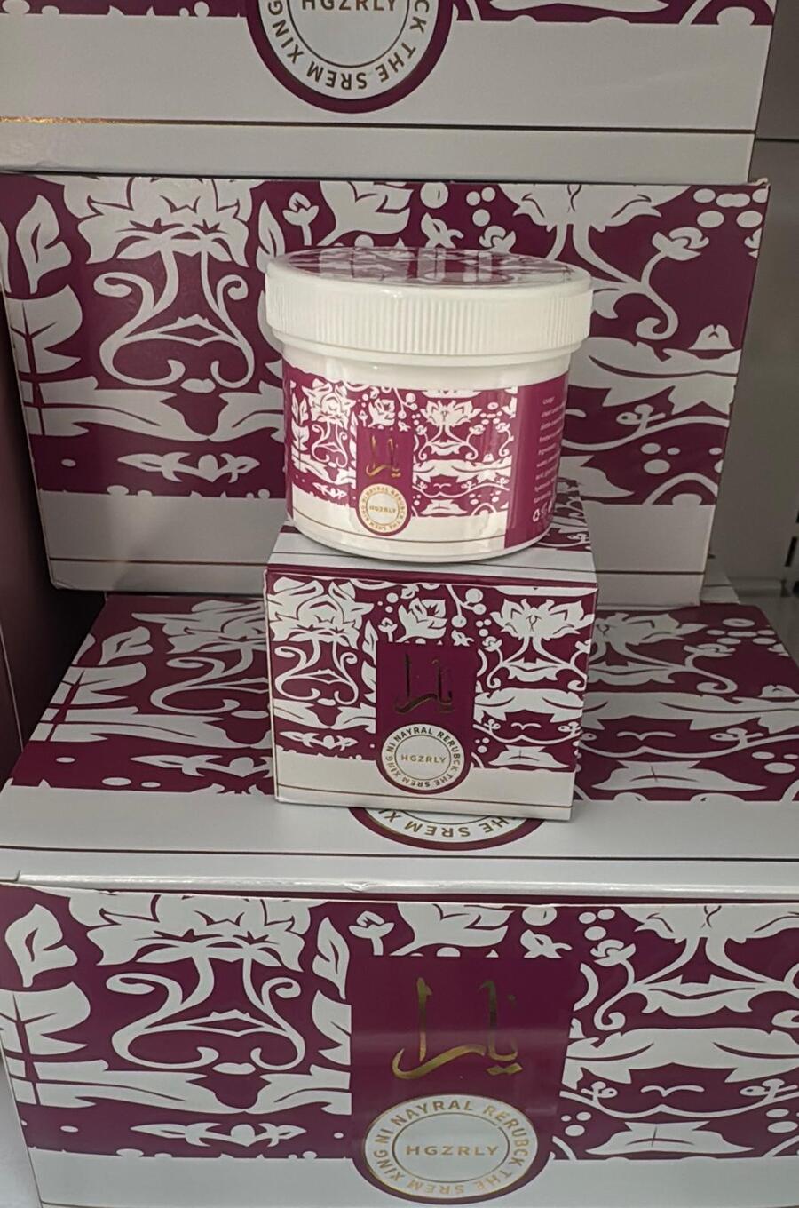 HGZRLY CREMA VISO ARABA DA 50 gr 
 [Conf.da 12 pezzi ]