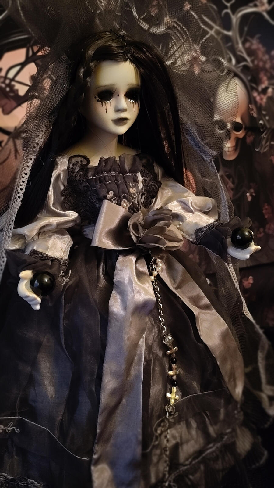 Noctalia  - Bambola in porcellana goth creepy