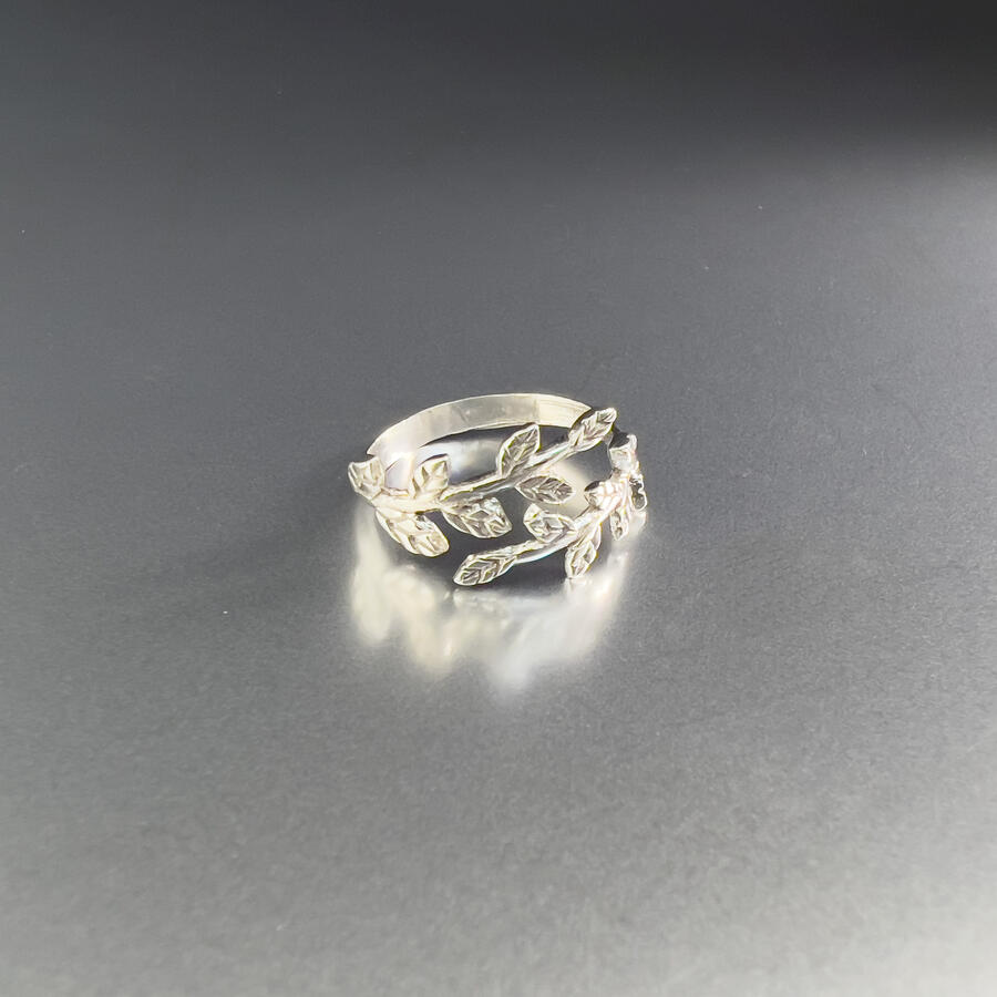 Anello foglie d’alloro 