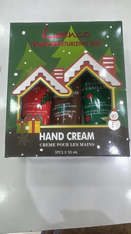 LUENCO HAND CREAM SET NATALE DA 3 PEZZI DA 30 ml
 [Conf.da 12 pezzi]