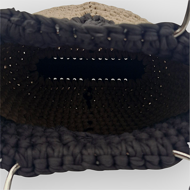 Vertical Tracolla