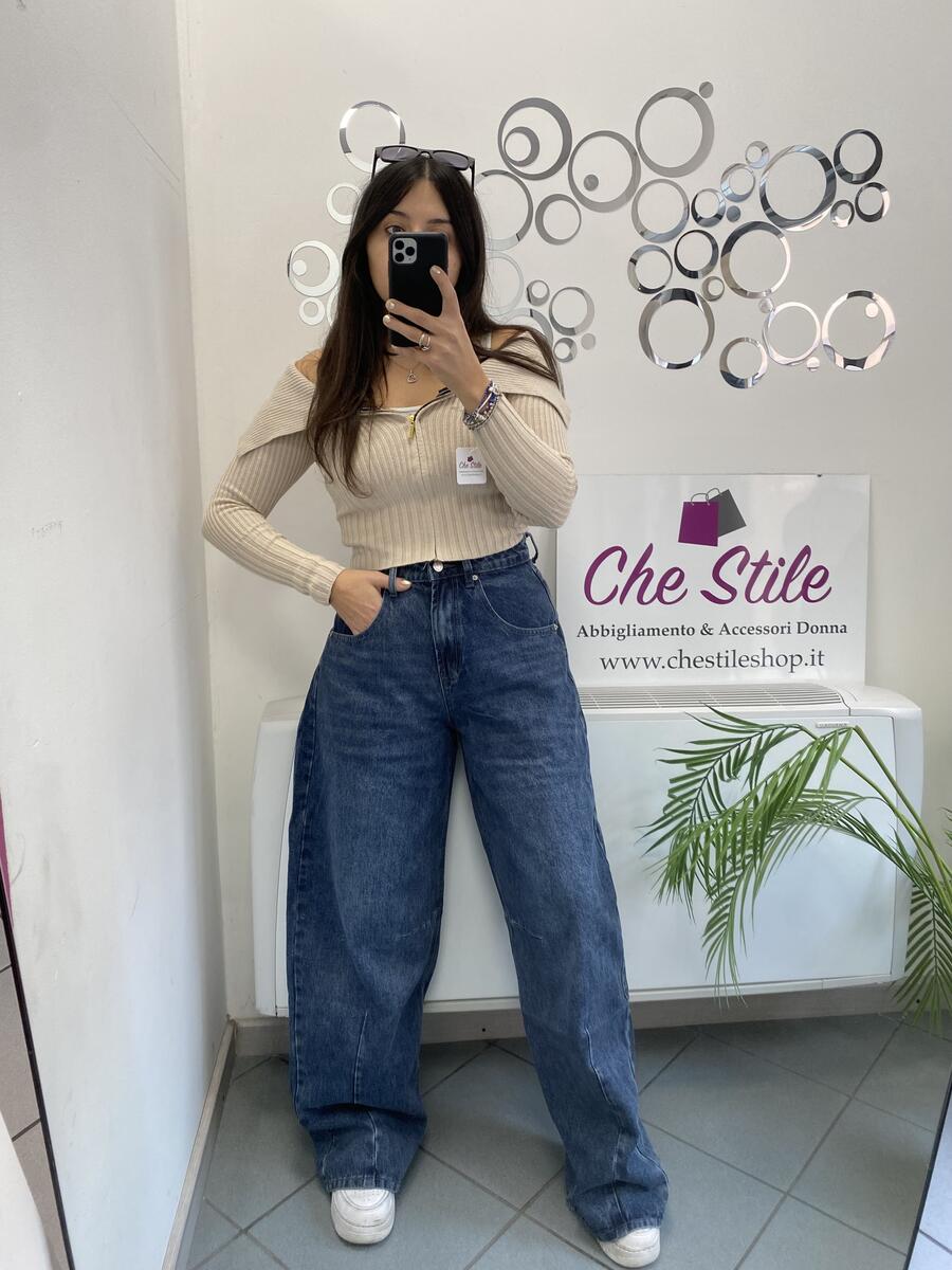 NOVITÀ Jeans extra baggy a vita alta