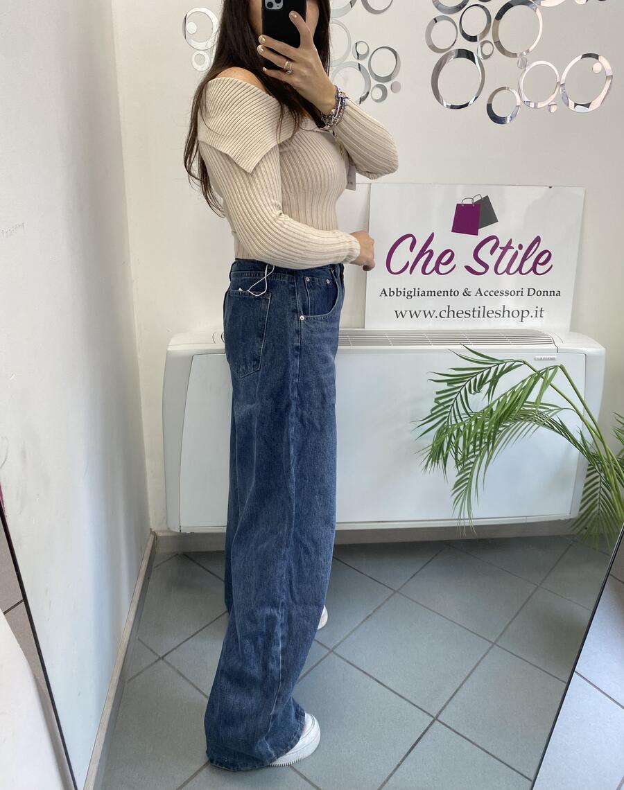 NOVITÀ Jeans extra baggy a vita alta