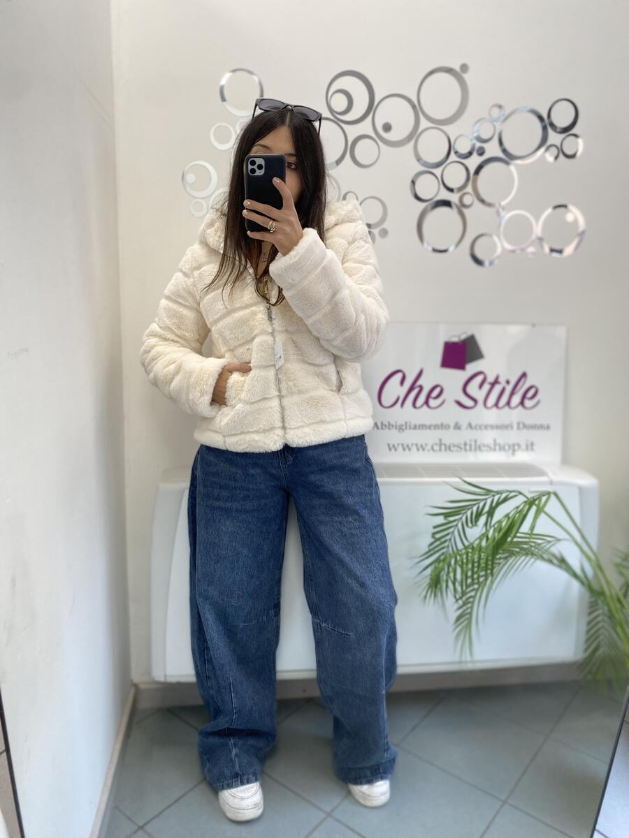 NOVITÀ Jeans extra baggy a vita alta